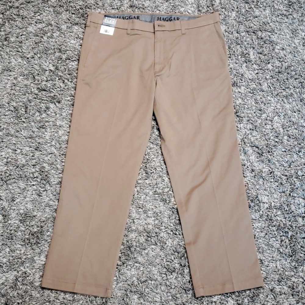 Haggar Travel Khaki Straight Fit Pants